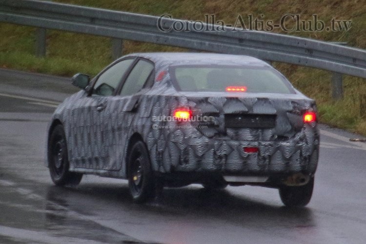 2019-toyota-corolla-sedan-spied-side-mirrors-stick-out-like-shreks-ears_3.jpg